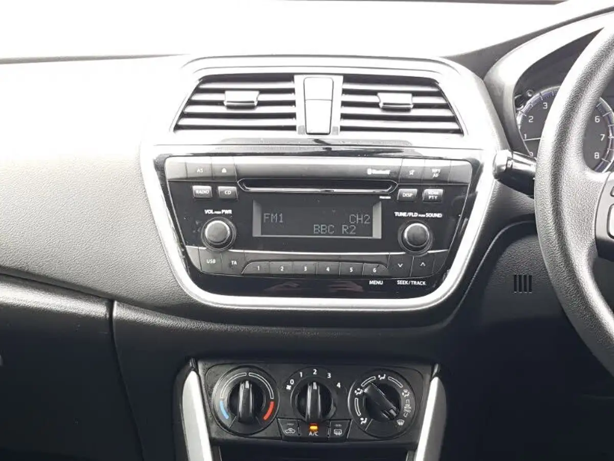 2016-suzuki-s-cross-10-boosterjet-sz4-big-9