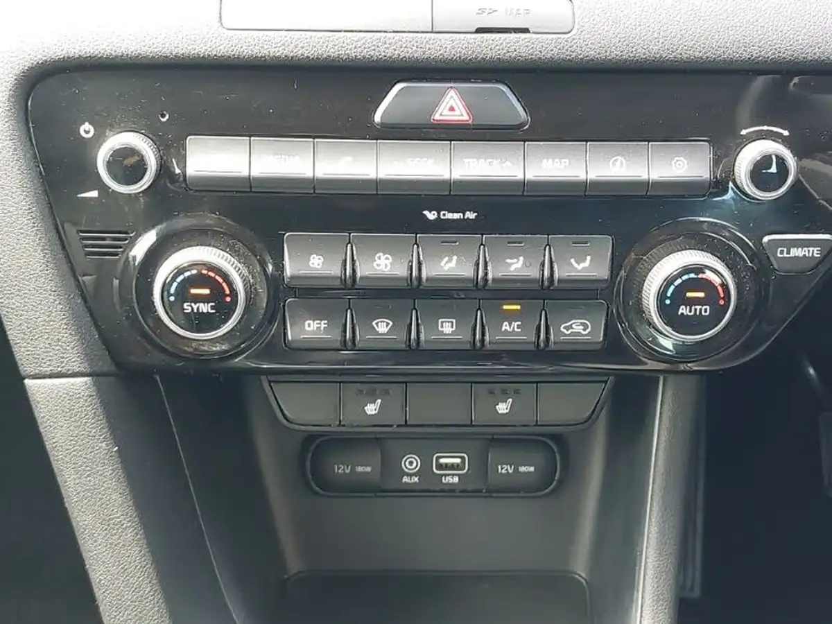 2017-kia-sportage-17crdi-3-114bhp-big-13