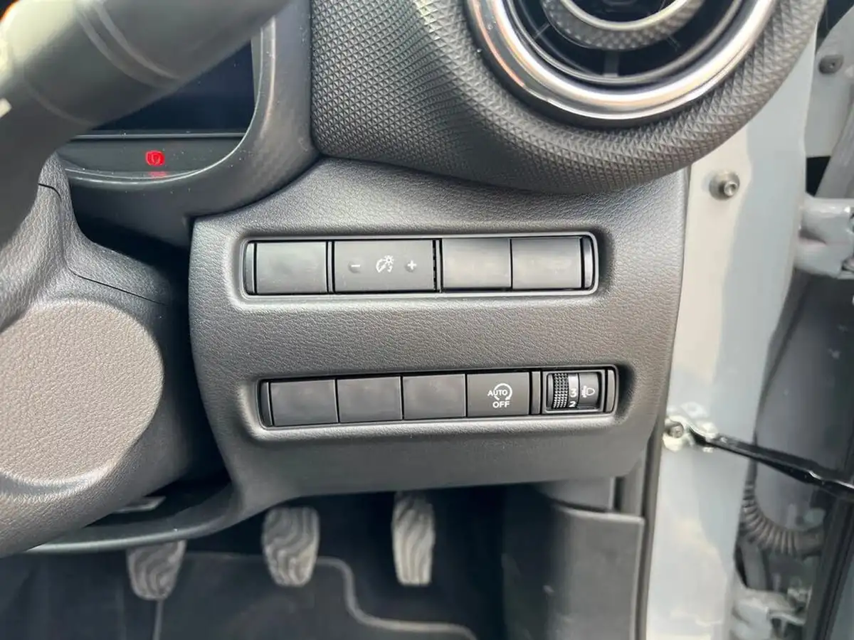 2024-nissan-juke-10-dig-t-n-connecta-big-22