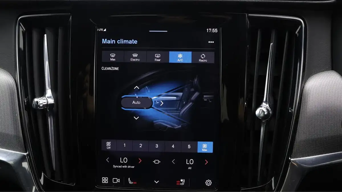 2022-volvo-v90-20td-b4-r-design-big-12