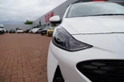 2024-hyundai-i10-12-premium-84ps-small-12