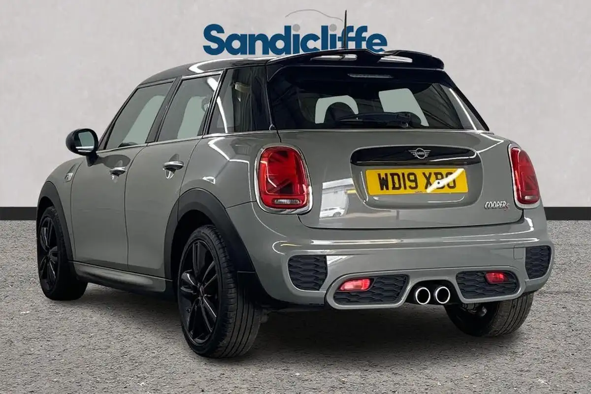 2019-mini-cooper-20-cooper-s-sport-189bhp-hatchback-5d-big-5