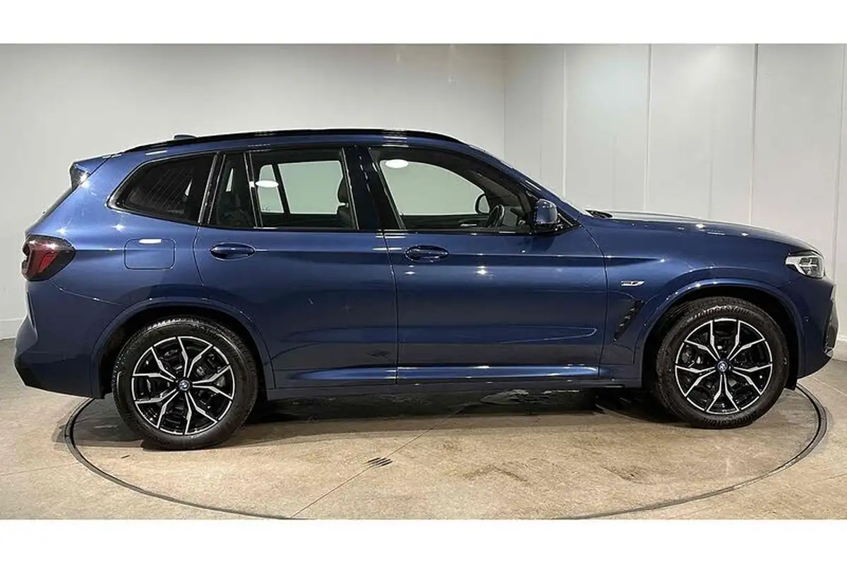 2022-bmw-x3-20-xdrive-30e-m-sport-big-4