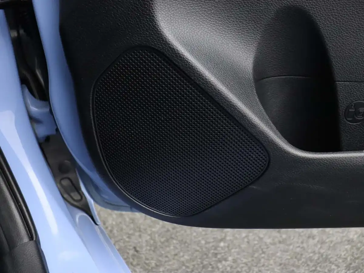 2020-kia-picanto-125-2-big-31