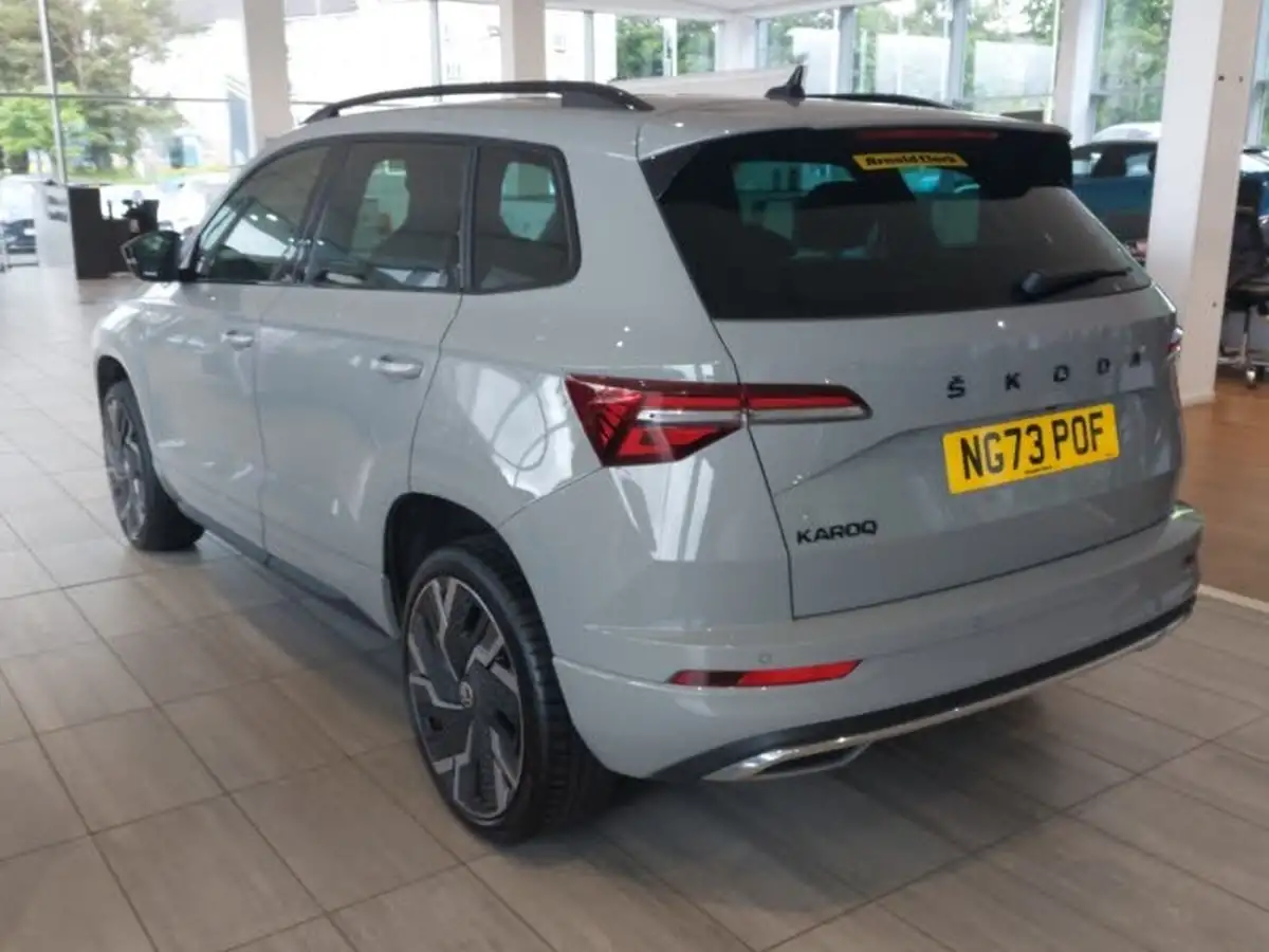 2023-skoda-karoq-15-tsi-sportline-dsg-big-1