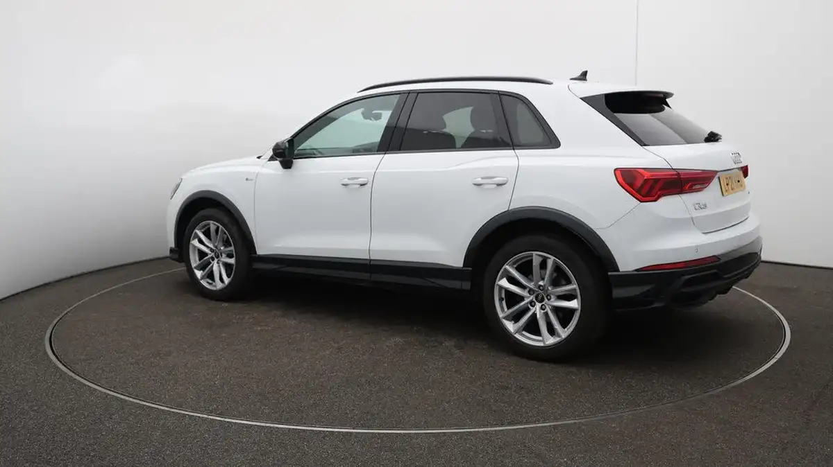 2021-audi-q3-15-35-tfsi-black-edition-codcomfort-sound-pack-station-wagon-big-11