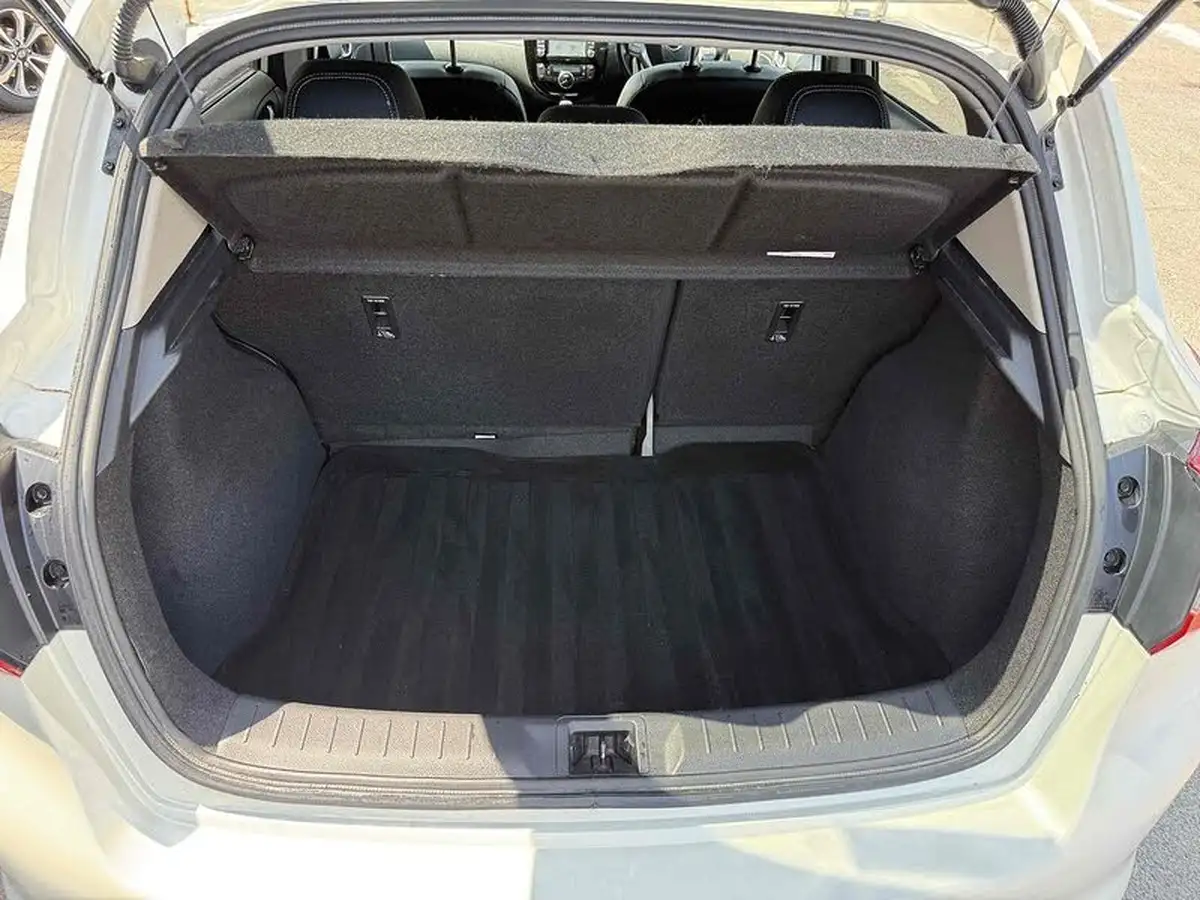 2016-nissan-pulsar-16-dig-t-tekna-big-17