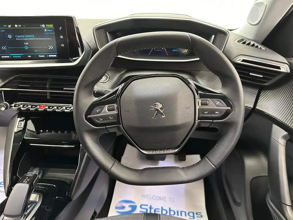 2021-peugeot-208-e-allure-premium-50kwh-big-18