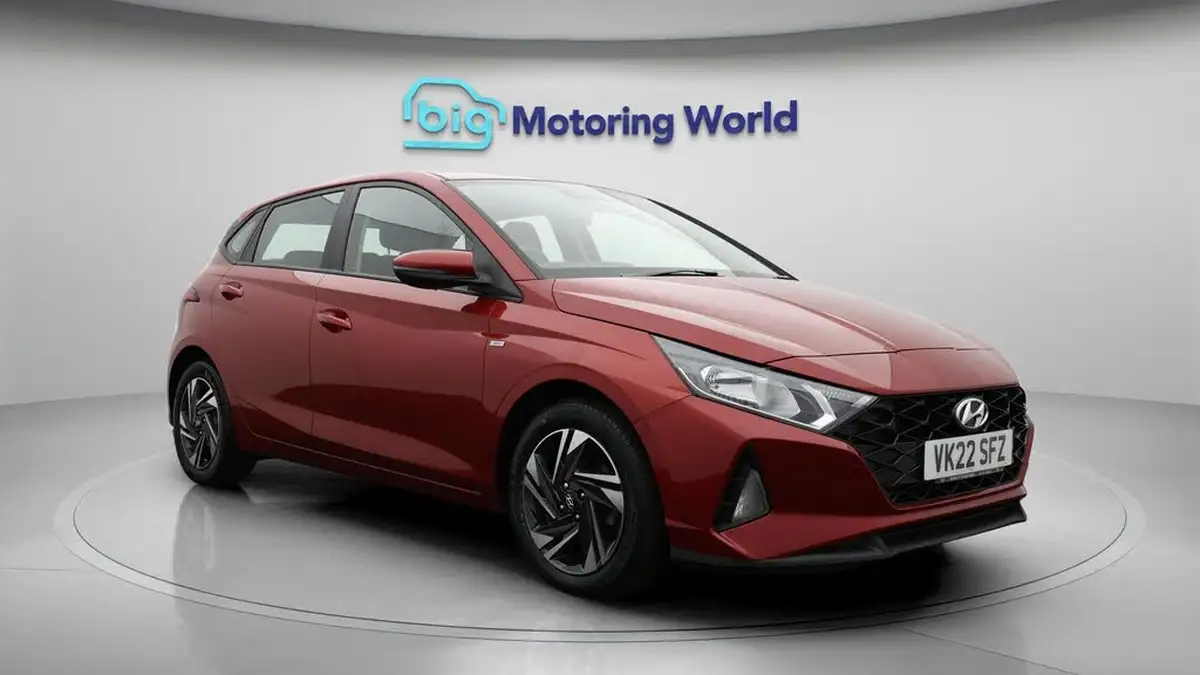 2022-hyundai-i20-10-t-gdi-se-connect-dct-big-1