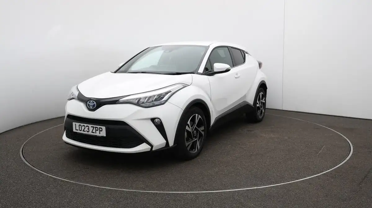 2023-toyota-c-hr-18-vvt-i-design-120bhp-big-36