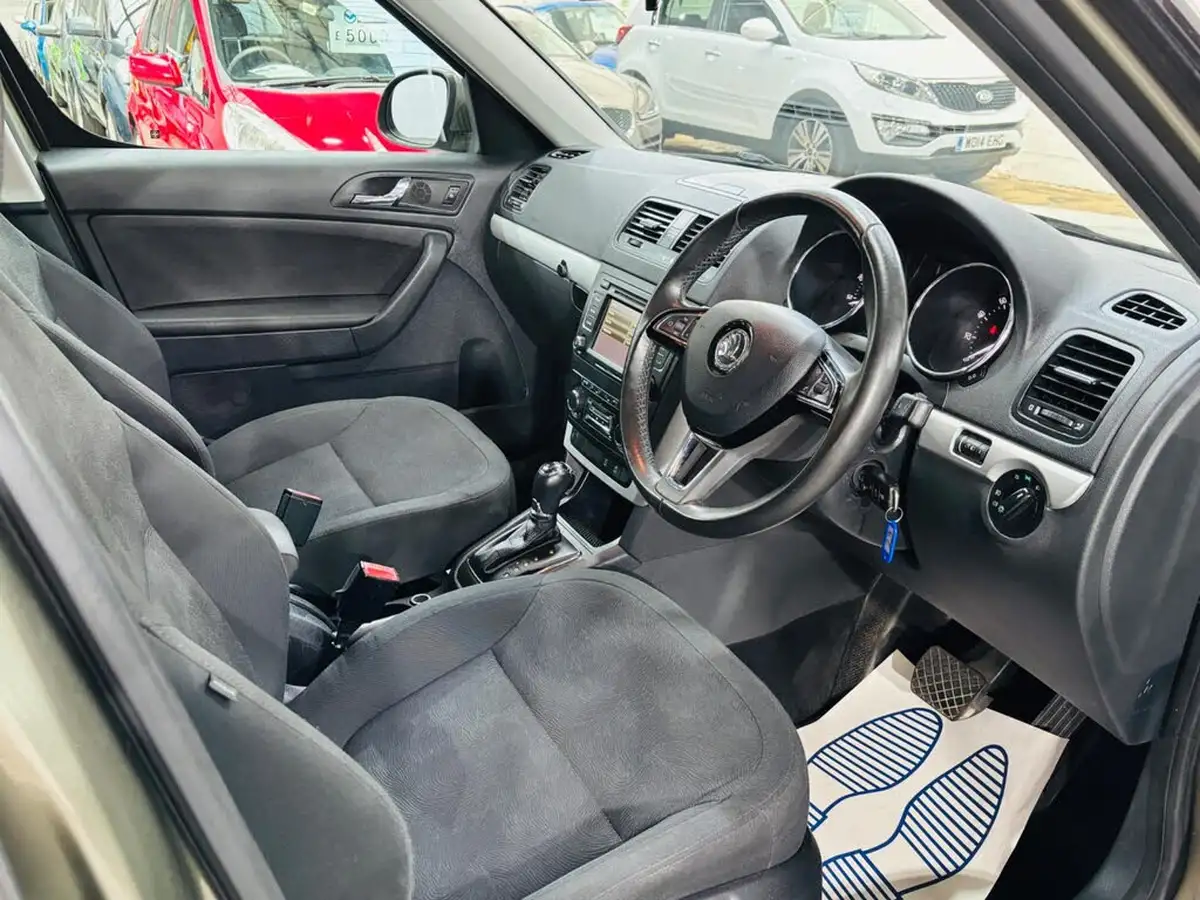 2014-skoda-yeti-12-se-dsg-big-9