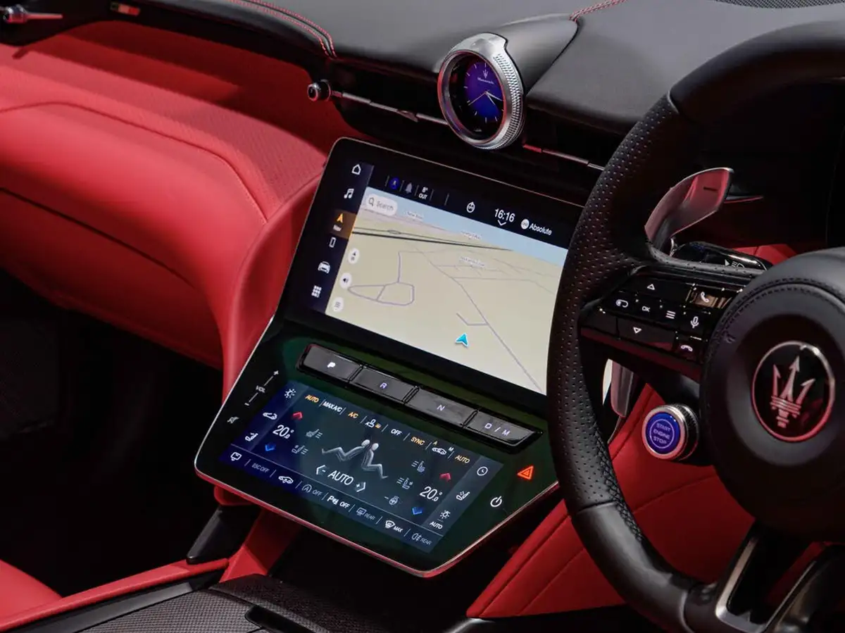 2024-maserati-grancabrio-30-trofeo-big-12