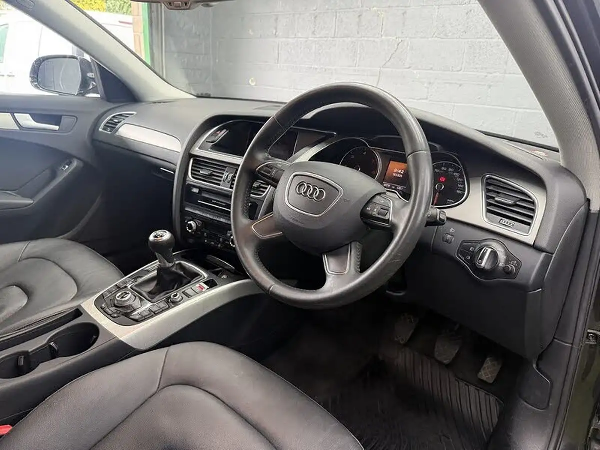 2012-audi-a4-20td-se-technik-136ps-big-19