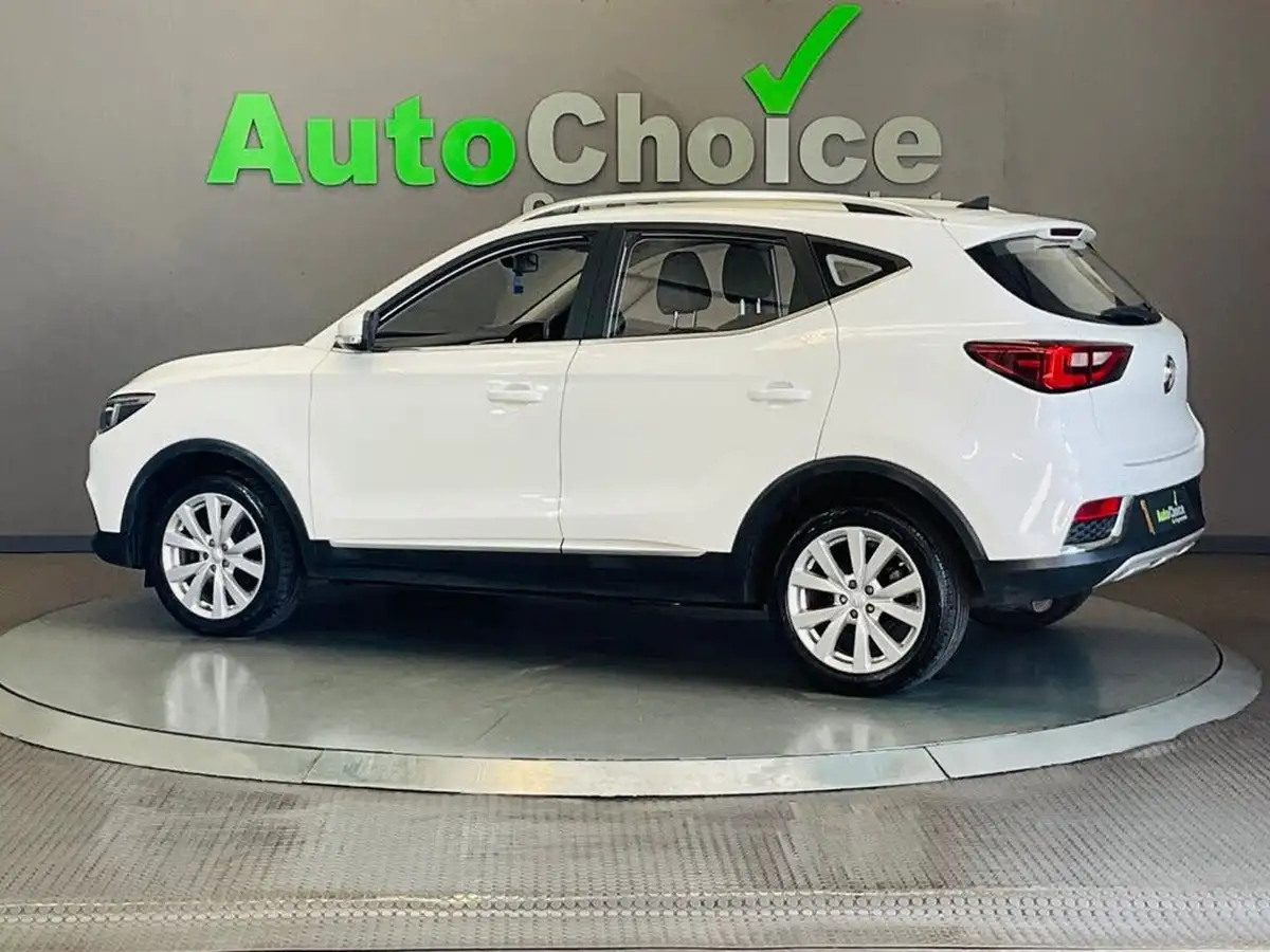 2018-mg-zs-suv-10t-gdi-excite-big-11