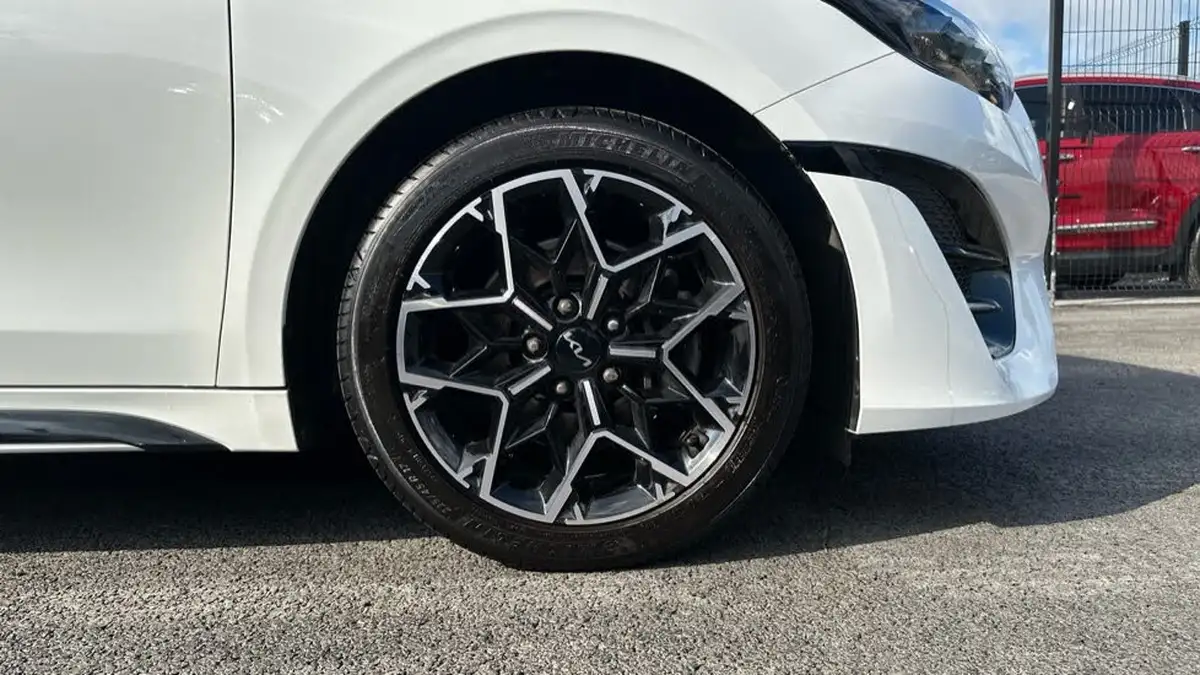 2023-kia-pro-ceed-15-t-gdi-gt-line-158bhp-big-4