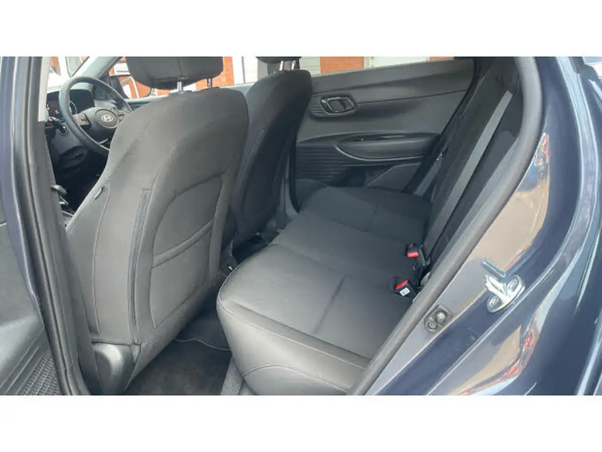 2025-hyundai-bayon-10-t-gdi-premium-100ps-7dct-big-15