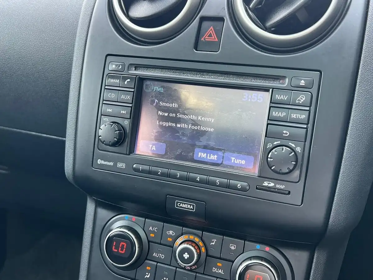 2013-nissan-qashqai-16td-360-big-14