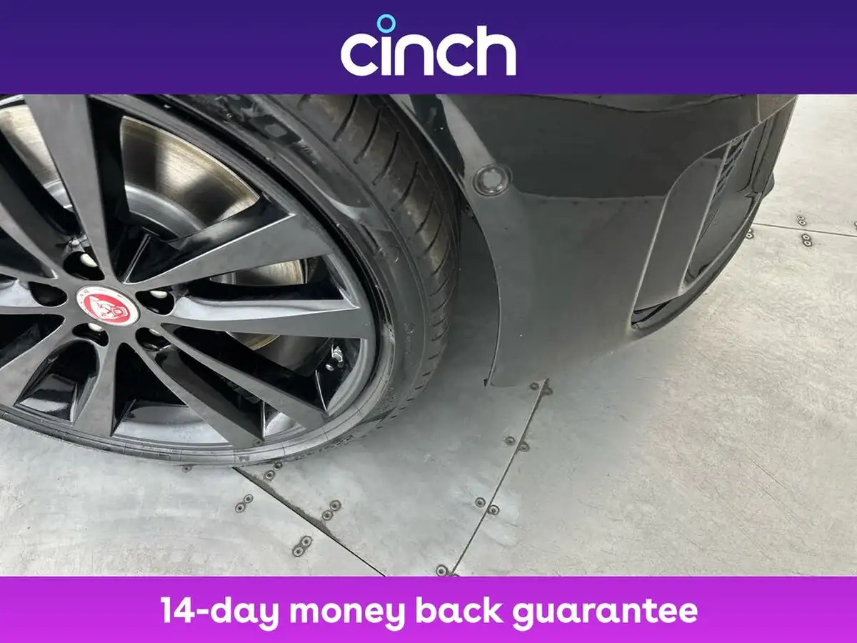 2021-jaguar-xe-20-d200-r-dynamic-black-big-37