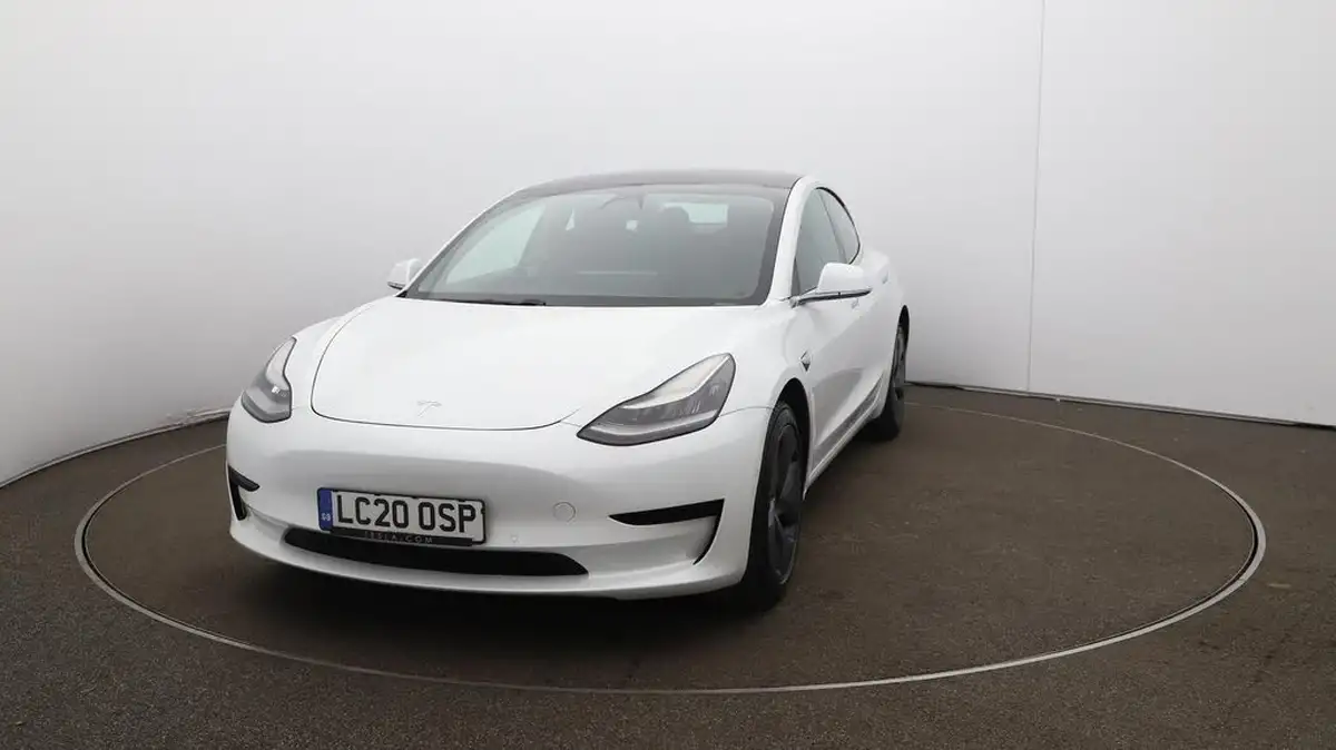 2020-tesla-model-3-e-standard-plus-big-28