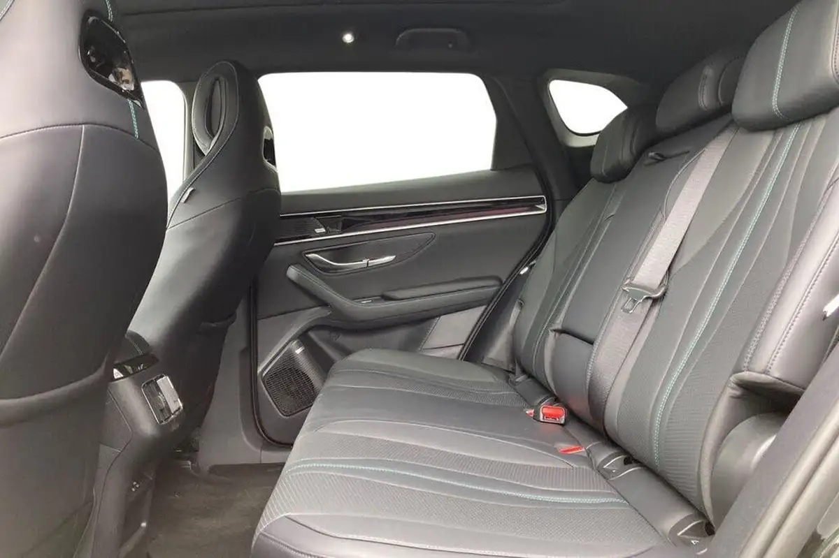 2024-byd-seal-15-comfort-big-9