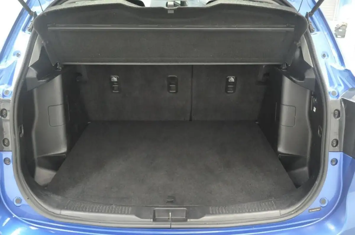 2014-suzuki-s-cross-16-sz-t-big-21