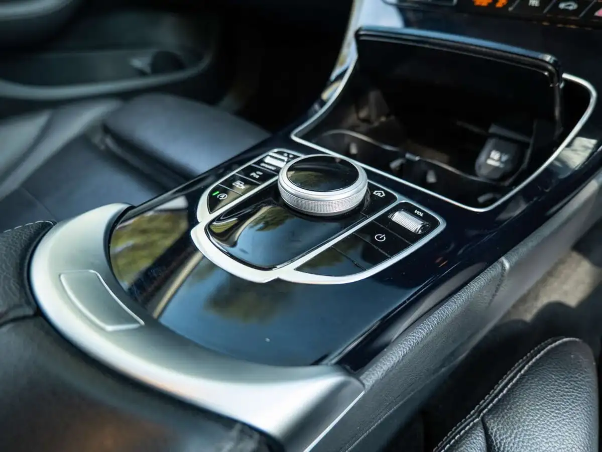 2019-mercedes-benz-c-class-15-c200-sport-ss-estate-5d-big-29