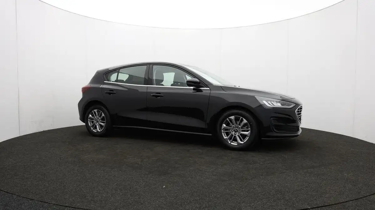 2023-ford-focus-10t-titanium-125ps-hatchback-big-44