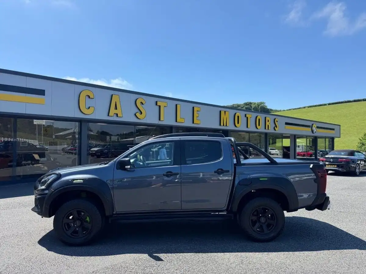 2019-isuzu-d-max-19td-yukon-nav-double-pickup-auto-big-2