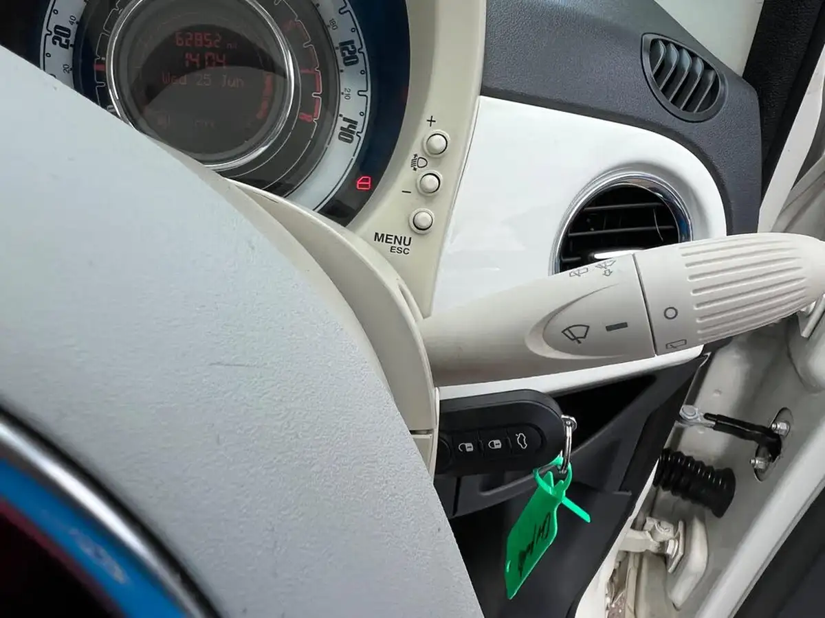 2012-fiat-500-12-pop-ss-big-25