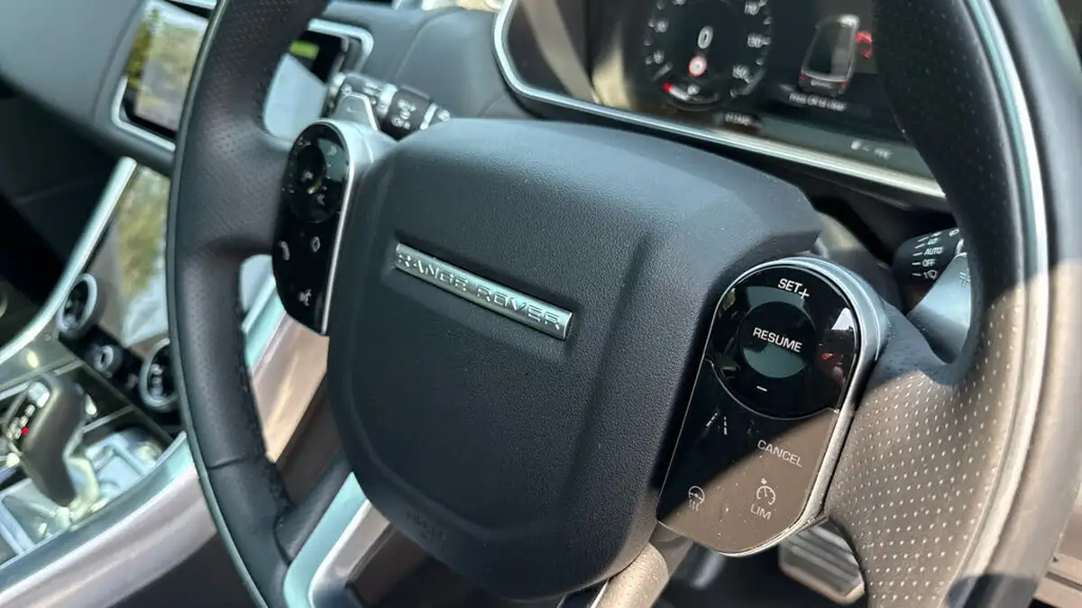 2022-land-rover-range-rover-sport-30-d300-hse-dynamic-black-big-27