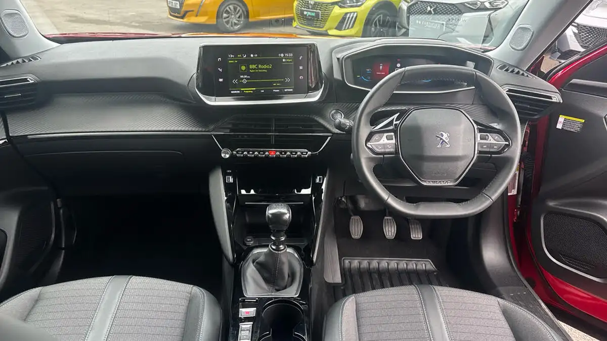 2022-peugeot-2008-suv-12-puretech-allure-premium-100bhp-big-3