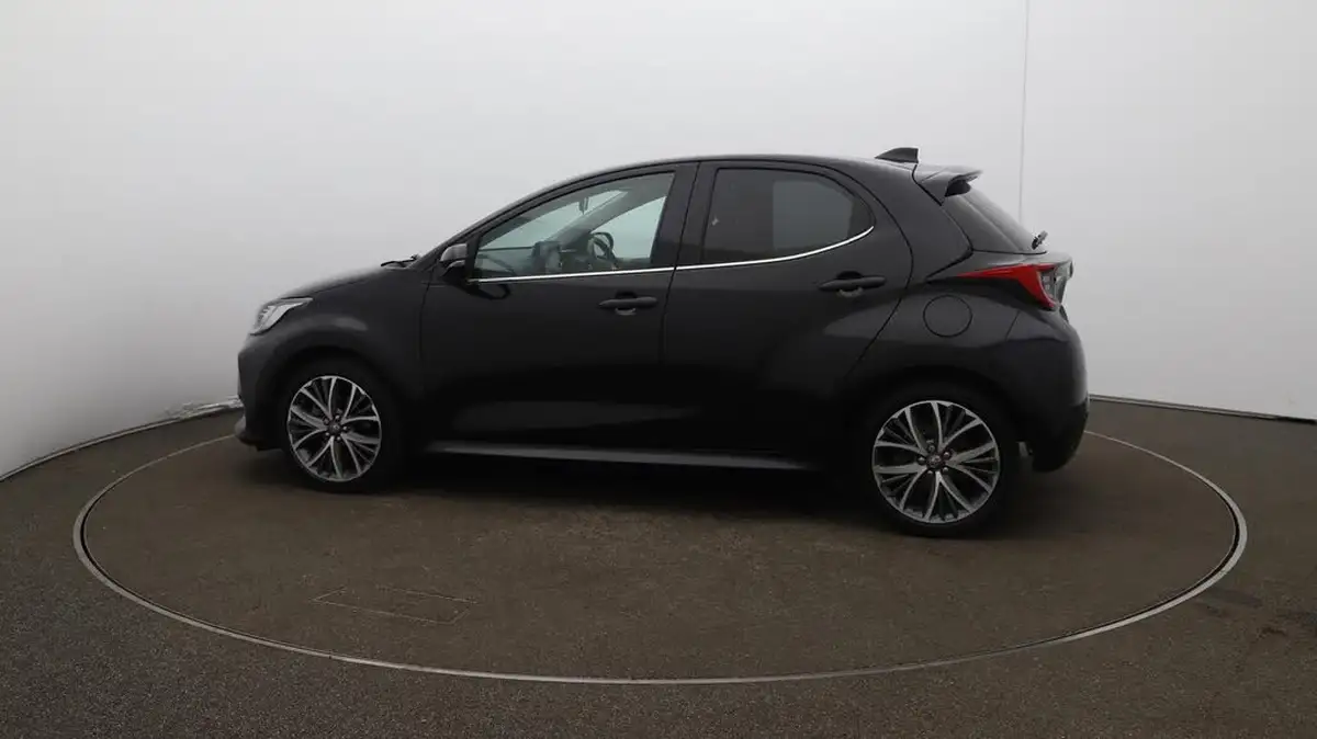 2022-toyota-yaris-15-vvt-i-excel-big-58