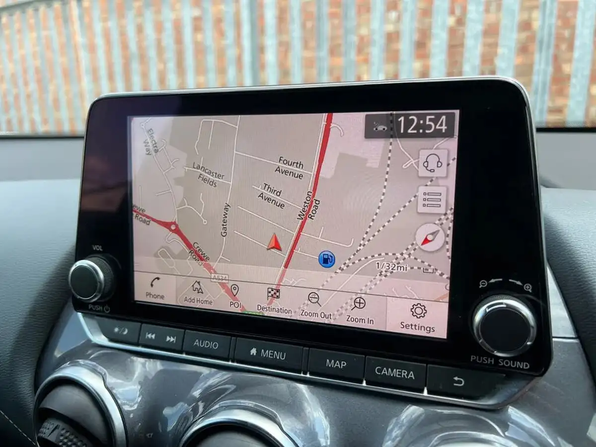 2022-nissan-juke-10-dig-t-n-connecta-big-13