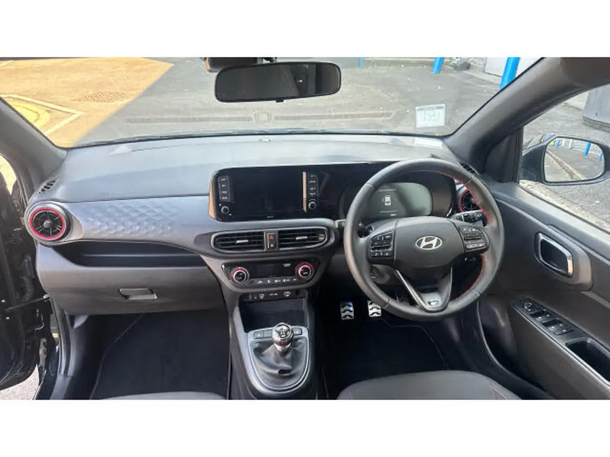 2024-hyundai-i10-10-t-gdi-n-line-90ps-two-tone-roof-big-9