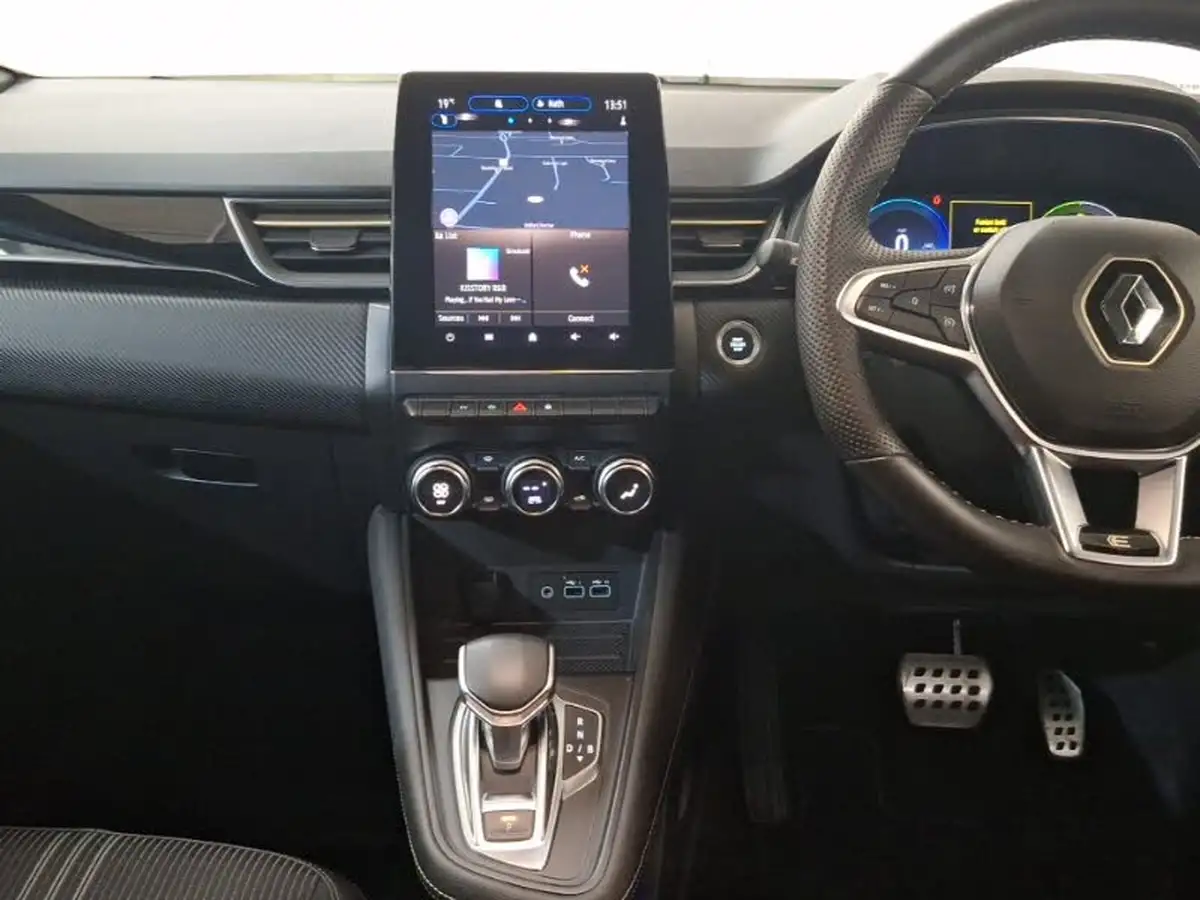 2024-renault-captur-16-e-tech-engineered-145ps-full-big-6