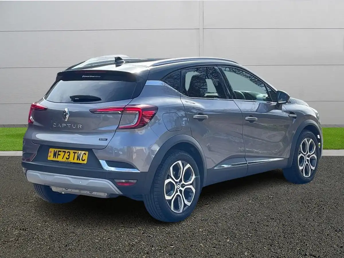 2023-renault-captur-16-techno-160ps-plug-in-big-6