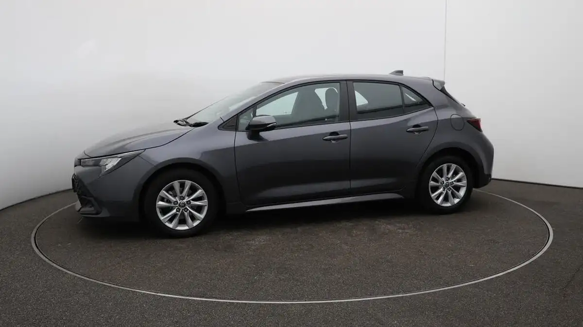 2023-toyota-corolla-18-vvt-i-icon-138bhp-hatchback-5d-big-66