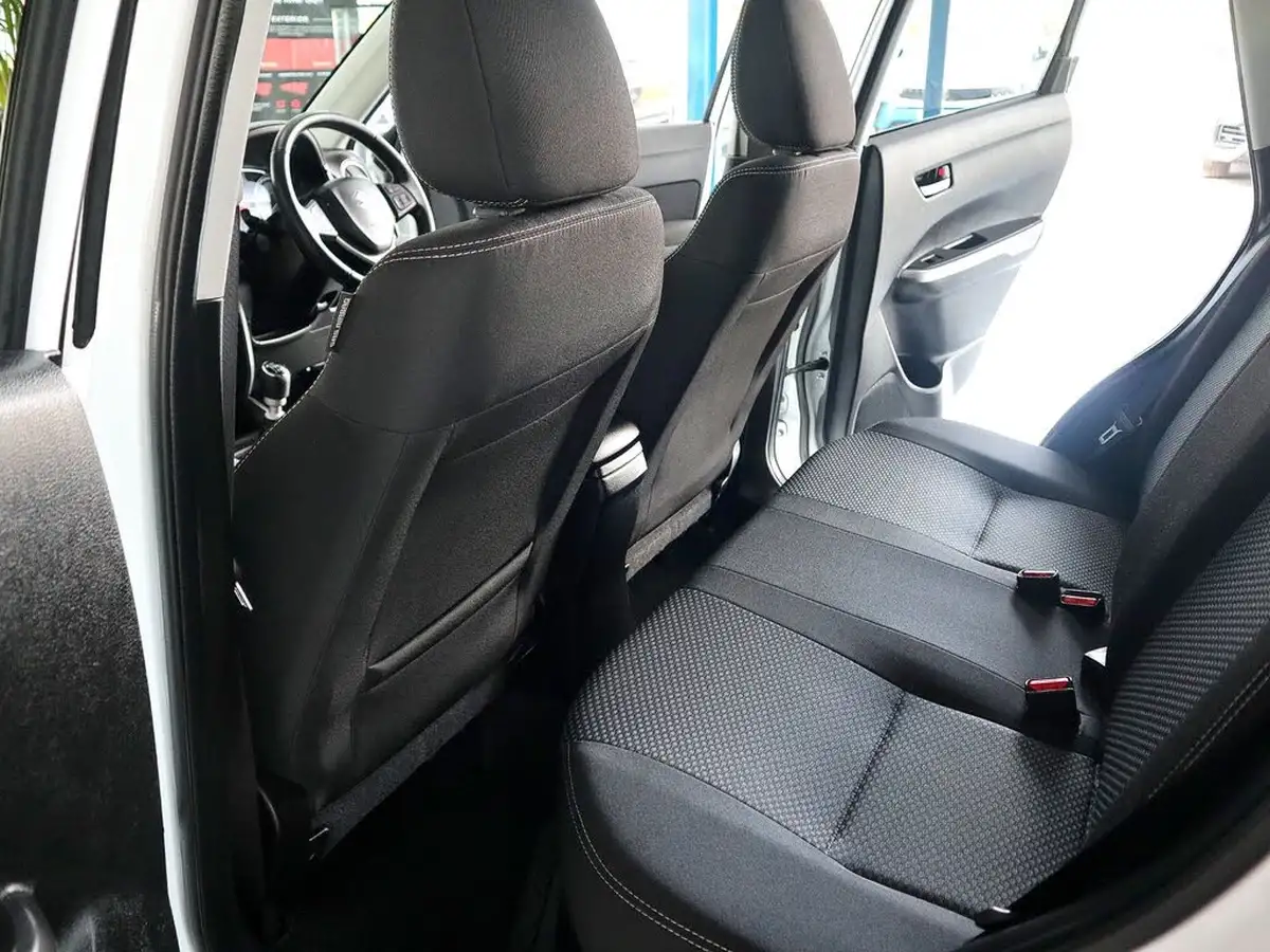 2022-suzuki-vitara-14-boosterjet-sz-t-big-20