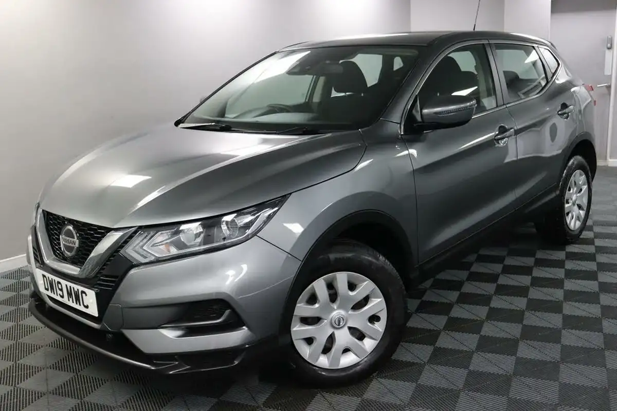 2018-nissan-qashqai-13-dig-t-visia-big-18
