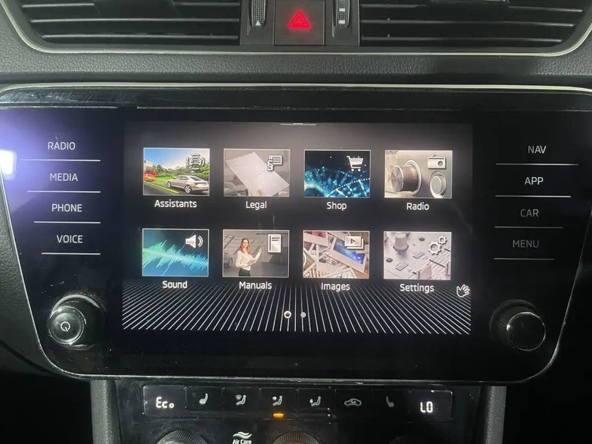 2021-skoda-superb-14-tsi-se-technology-156ps-estate-big-18