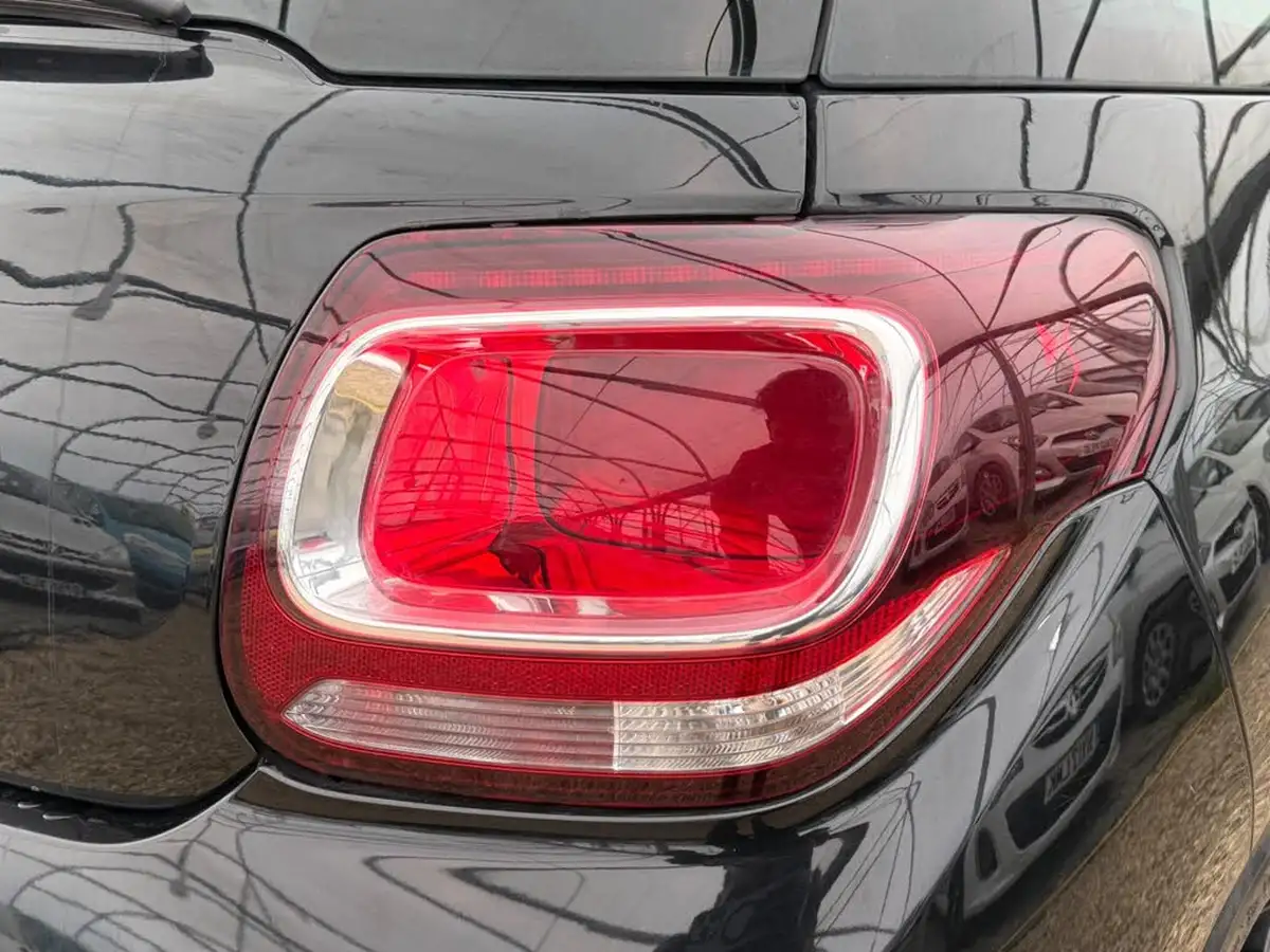 2013-citroen-ds3-16-dstyle-plus-vti-big-23
