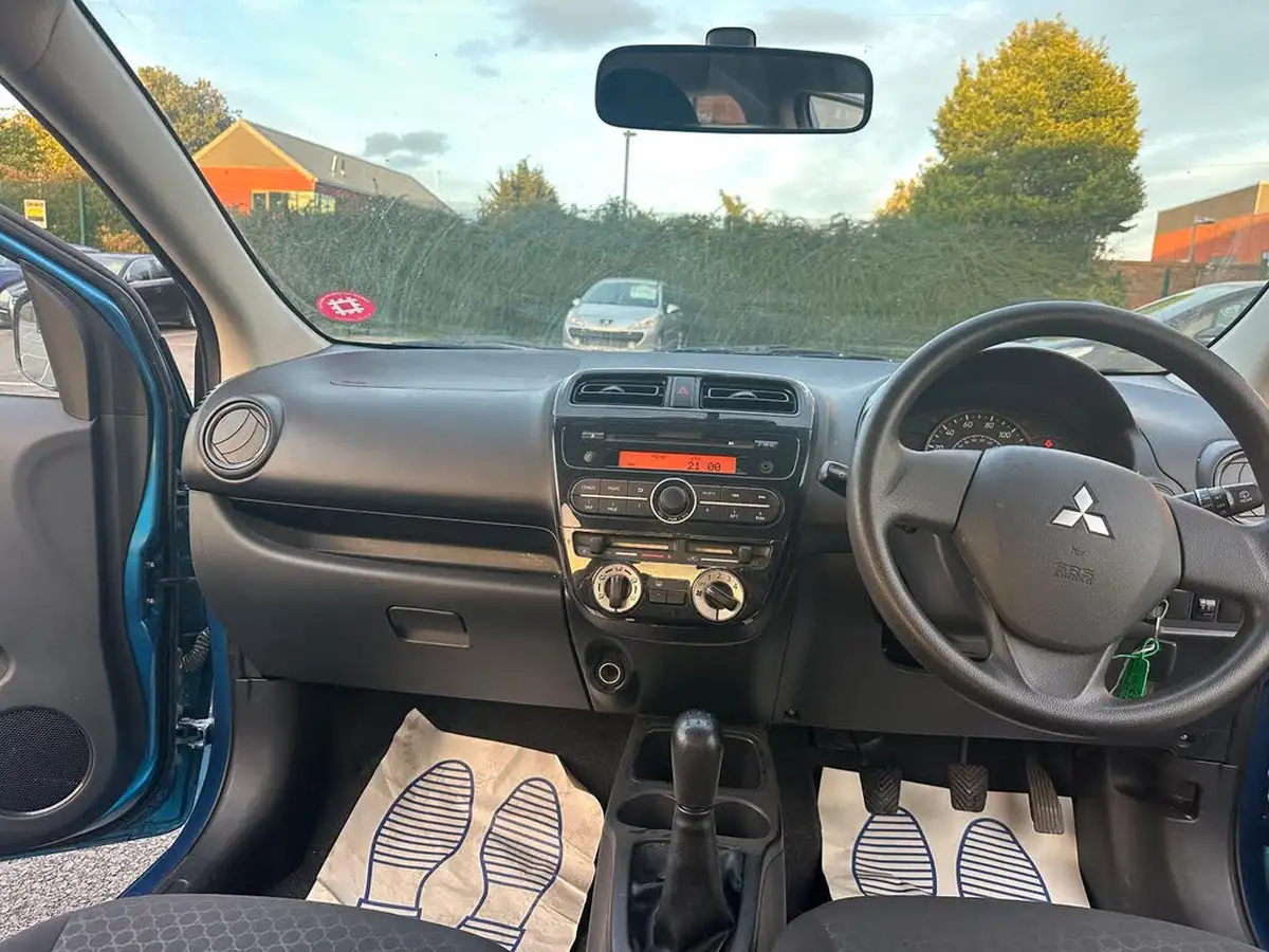 2015-mitsubishi-mirage-10-1-big-16