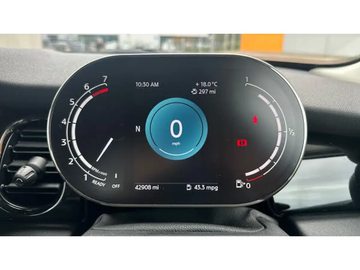 2021-mini-cooper-15-cooper-classic-hatchback-3d-big-8