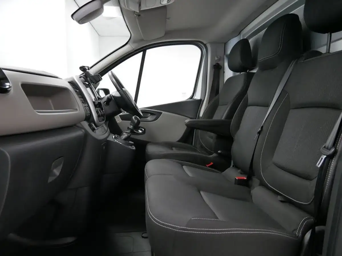 2019-renault-trafic-16dci-sl27-120-premier-edition-panel-big-19