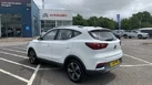 2019-mg-zs-suv-15-vti-tech-exclusive-106ps-small-4