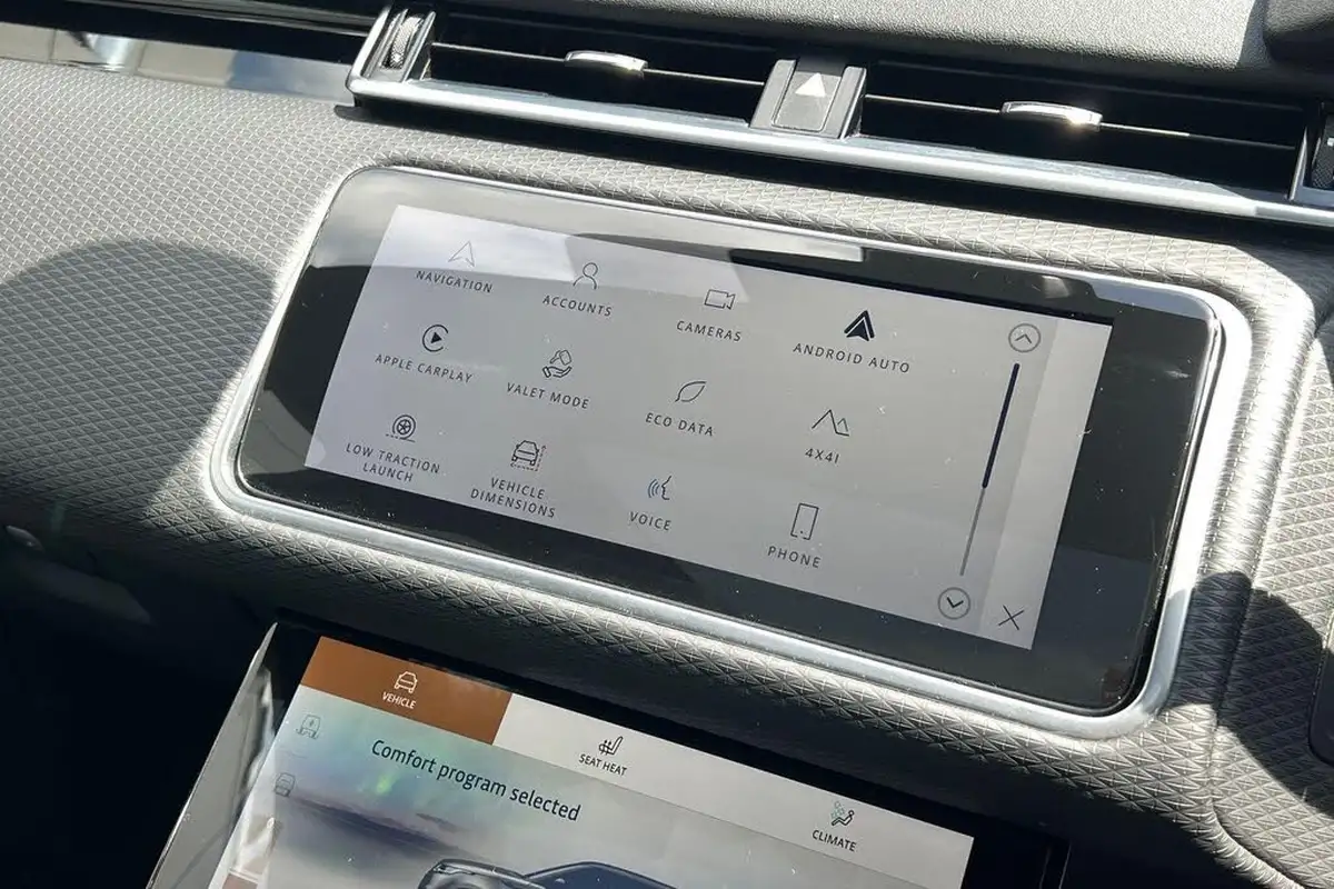 2021-land-rover-range-rover-velar-big-57