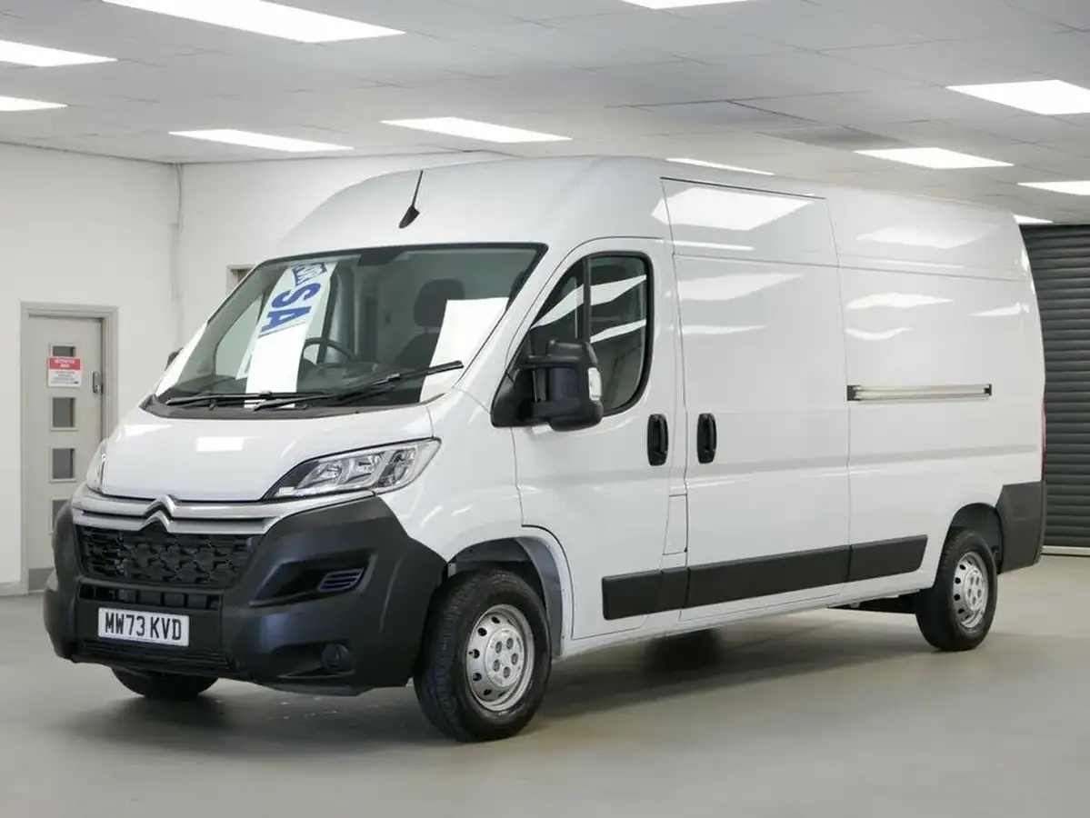 2023-citroen-relay-22bluehdi-35-l3h2-enterprise-edition-panel-big-1