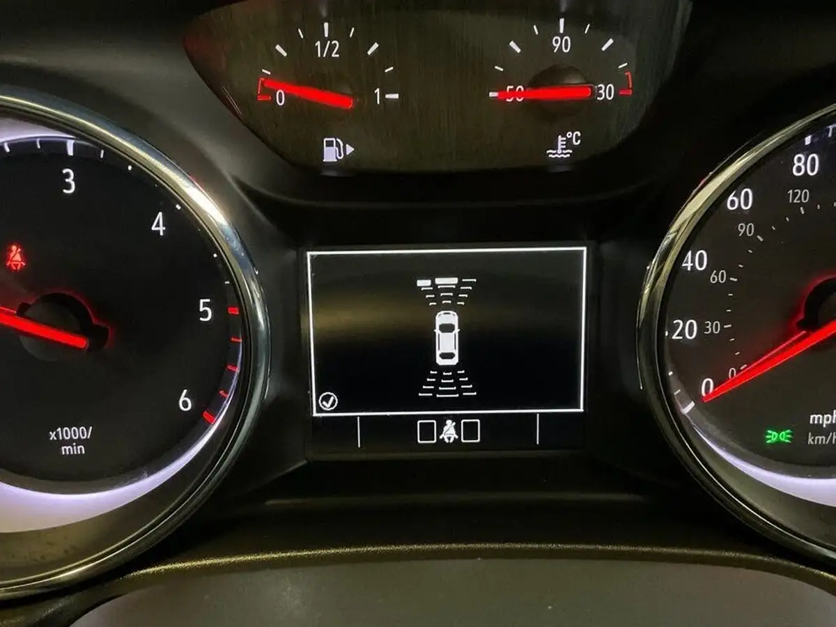 2021-vauxhall-insignia-grand-sport-15-turbo-d-se-nav-big-48