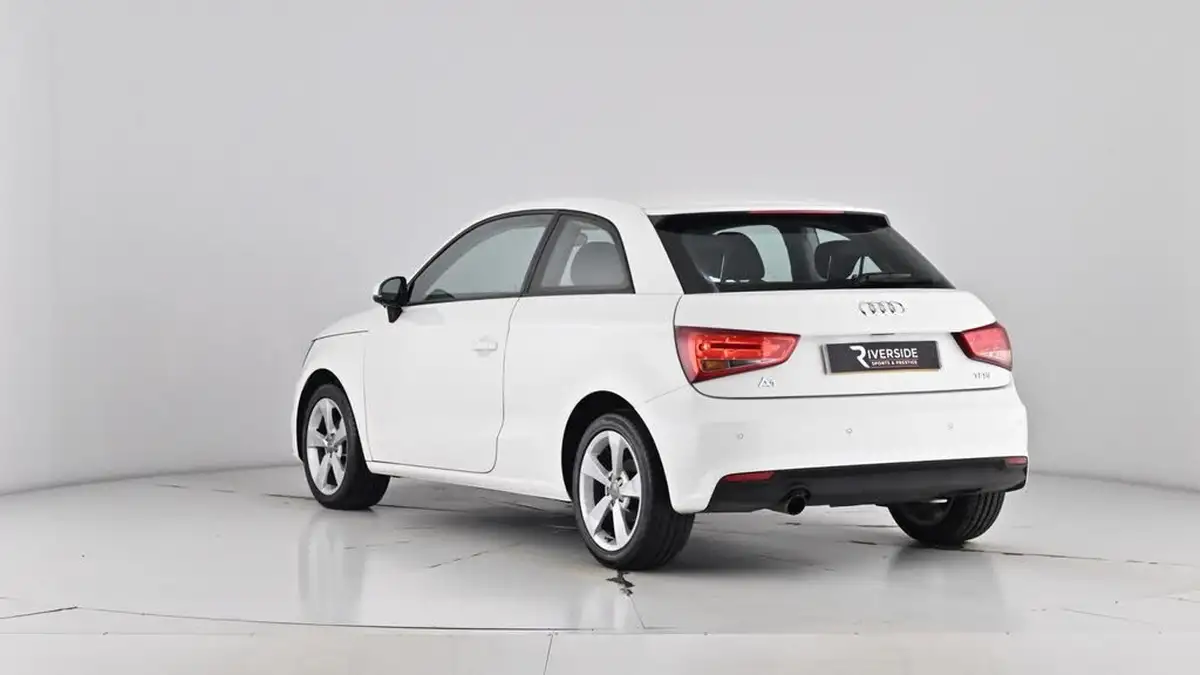 2016-audi-a1-10-tfsi-sport-hatchback-3d-big-60