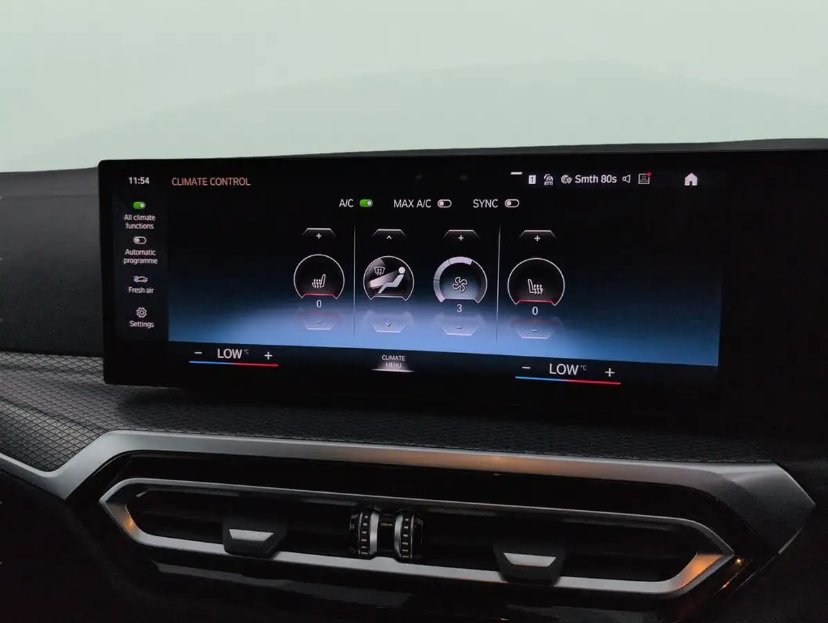 2022-bmw-i4-e-edrive40-m-sport-big-26